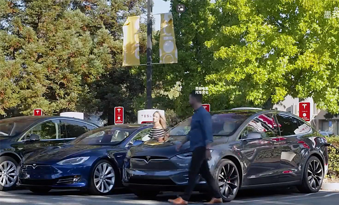 一个充电桩竟然变成了国民素质检测器