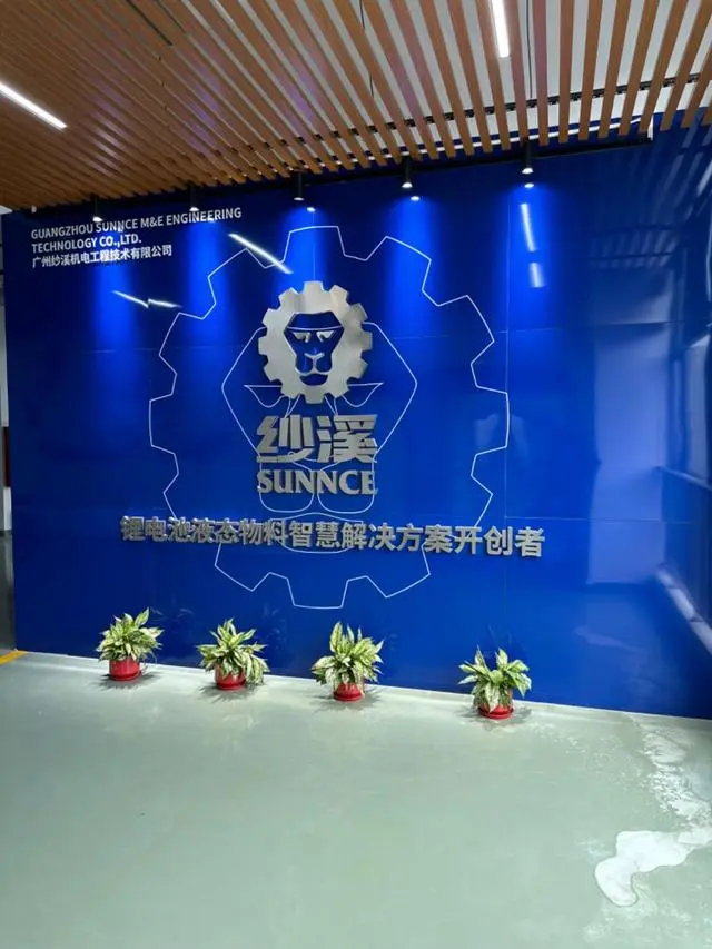 8501e4ee.jpg 8501e4ee.jpg