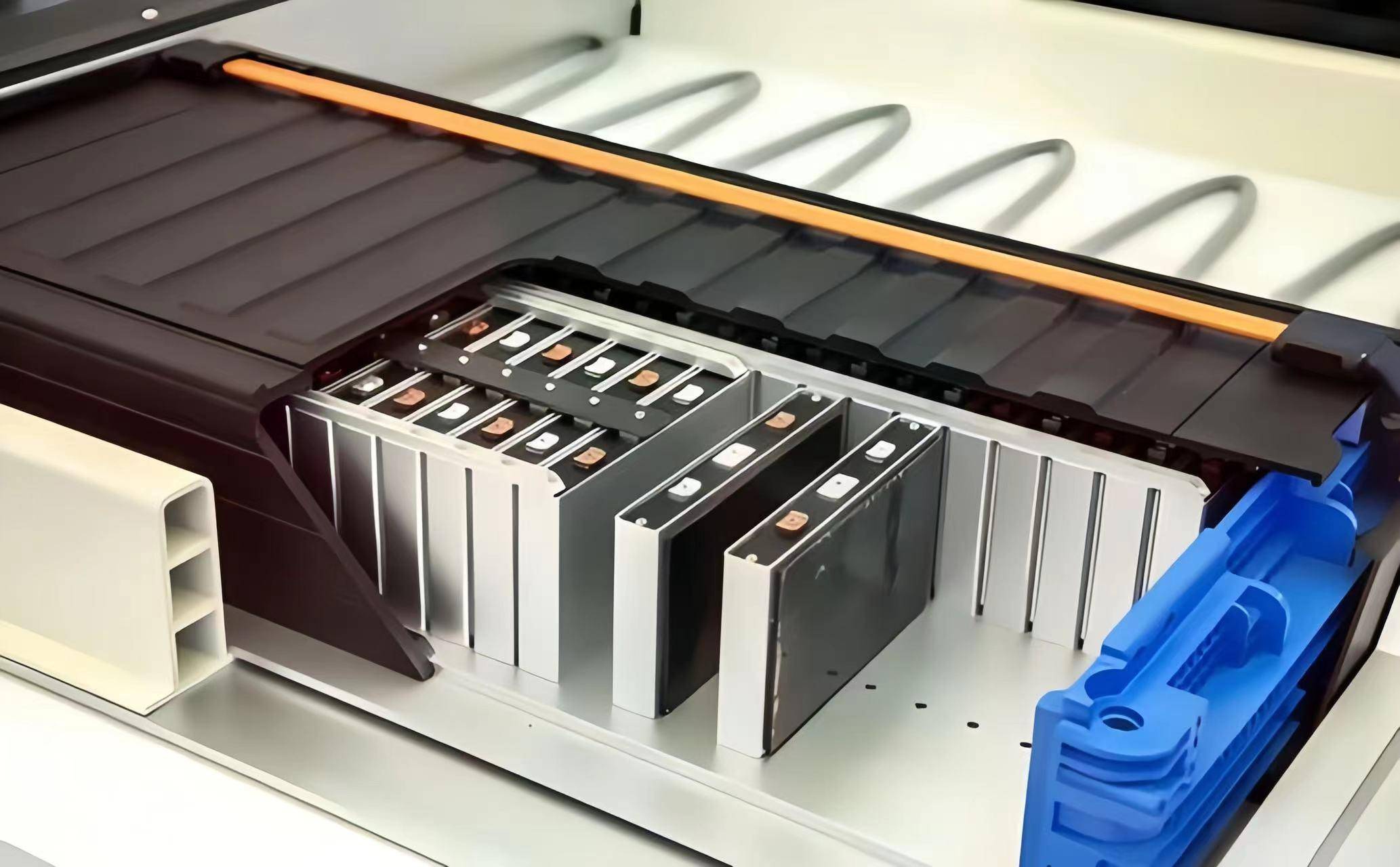 电动汽车何时实现更长距离的续航?全固态或是电池最高“段位”