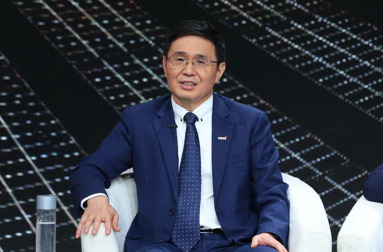 宜宾英发德耀与隆基绿能 年产16GW HPBC电池片项目落地  BC产能建设加速