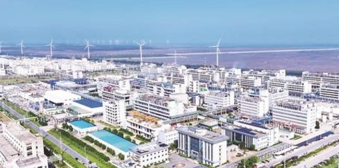 如东沿海经济开发区紧抓全省首批新型电力系统示范园建设有利契机，探路零碳园区建设——追新逐绿动能足 向绿求质好“风光”