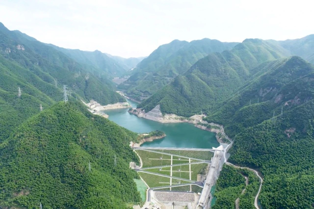 长龙山抽水蓄能电站超额完成2024年发电任务 保障电网安全稳定运行